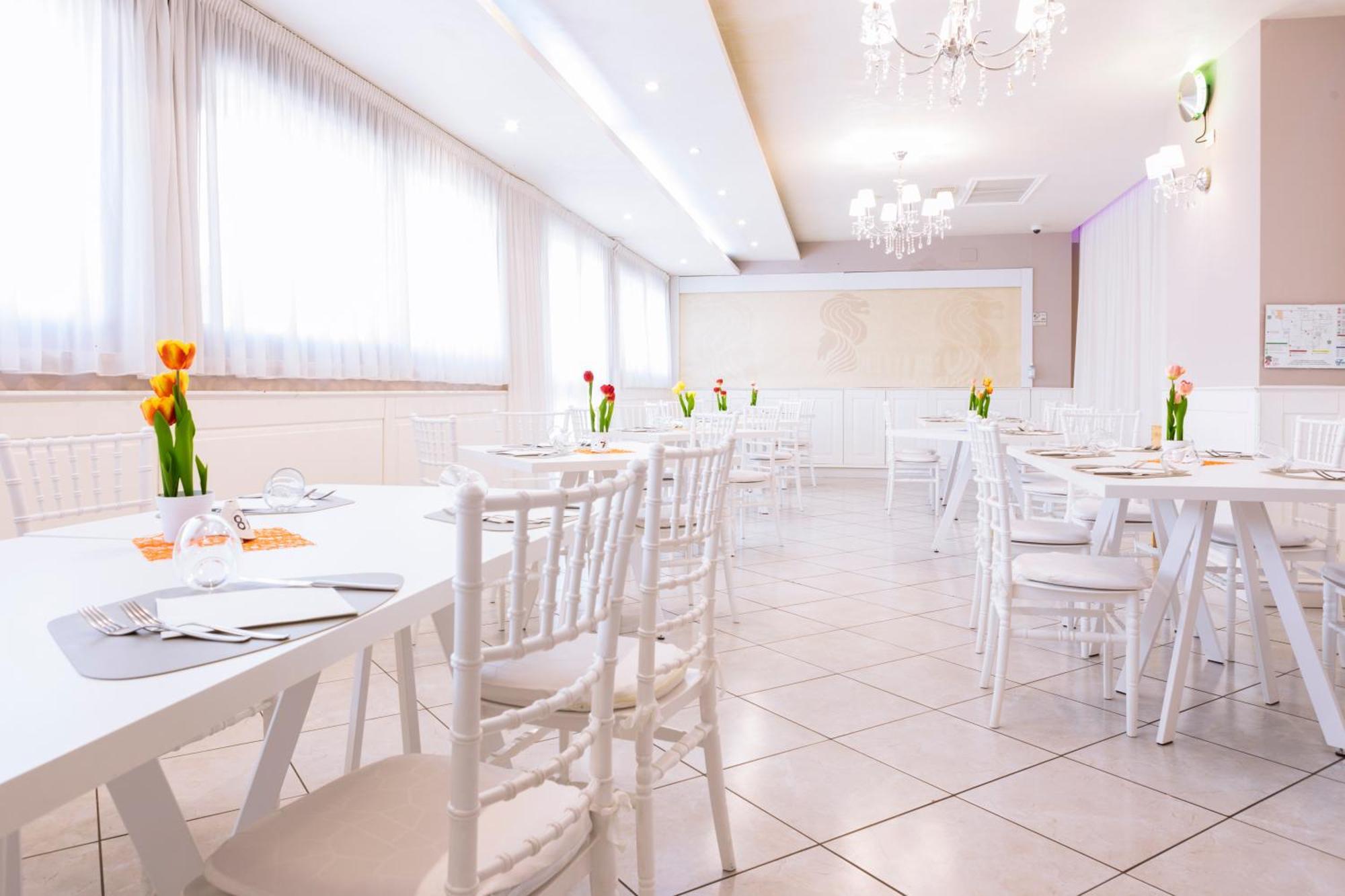 Hotel Leon - Ristorante Al Cavallino Rosso San Giovanni Rotondo Exteriér fotografie