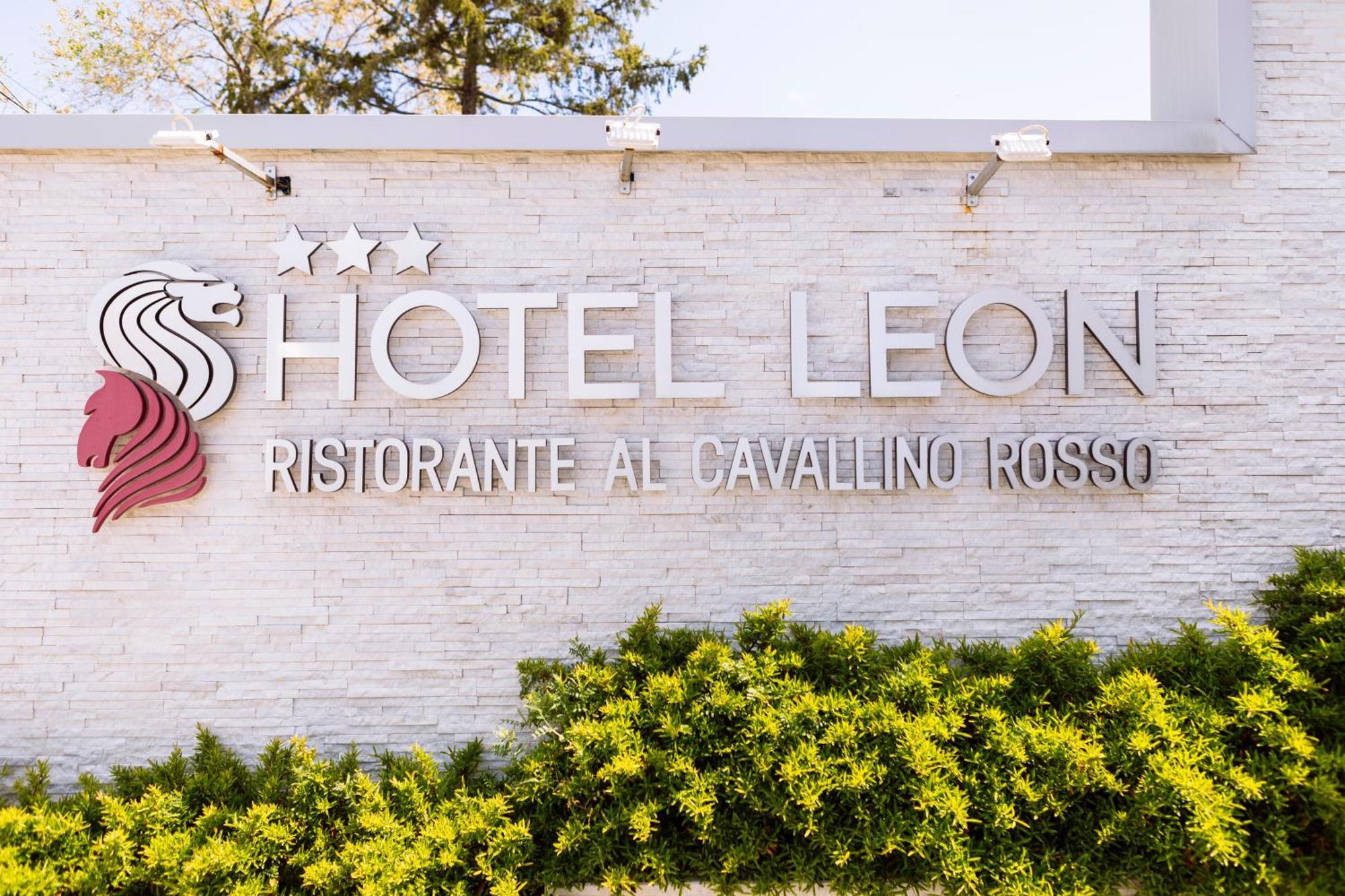 Hotel Leon - Ristorante Al Cavallino Rosso San Giovanni Rotondo Exteriér fotografie